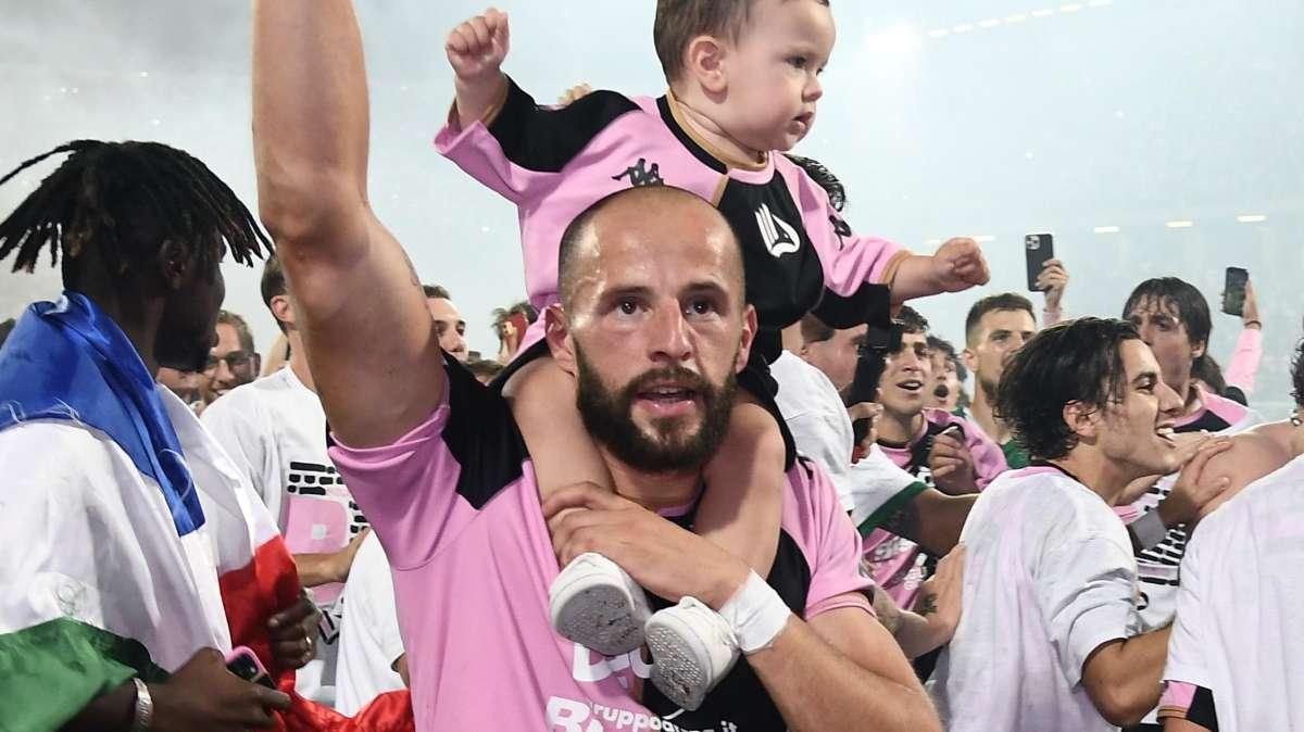 TC - Crotone, dal Palermo è in arrivo Giron: contratto triennale