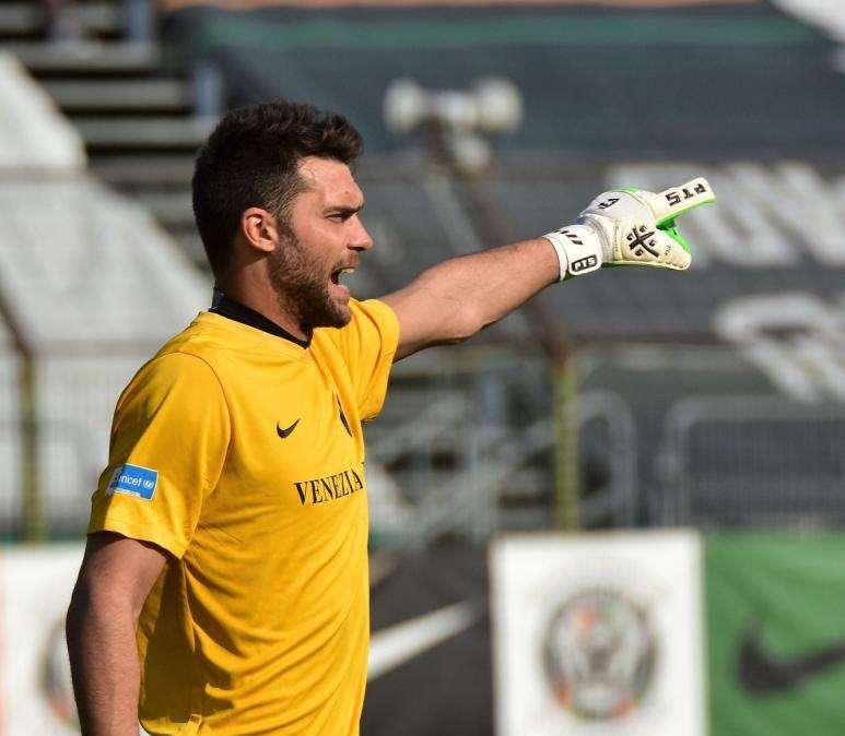 Reggiana, Facchin diretto verso l'Avellino