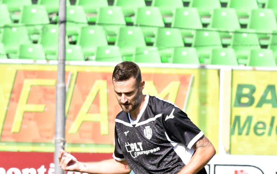Nicola Rigoni lascia il calcio giocato, smette l'ex Vicenza e Cesena