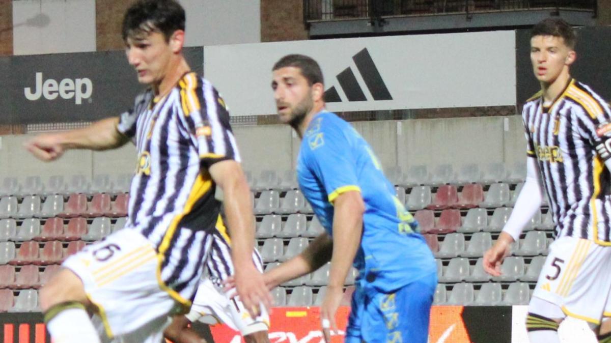 Ascoli, Damiani dopo il pareggio: "Il campionato è ancora lungo"