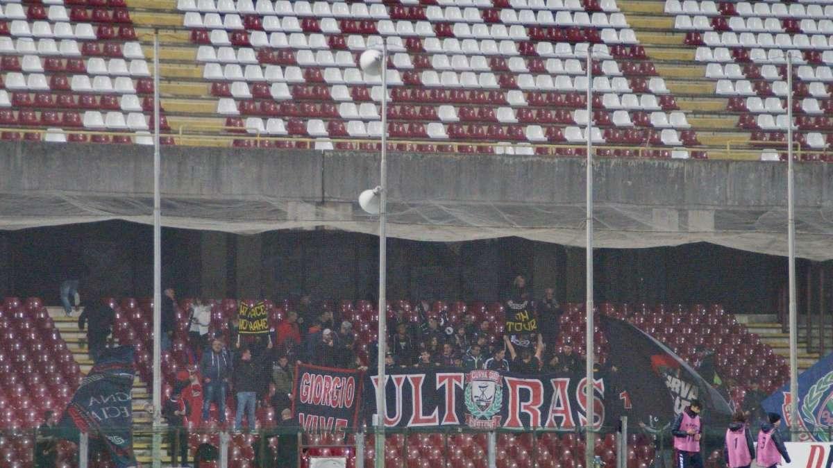 Crotone, stangata per Vrenna: inibito fino a febbraio