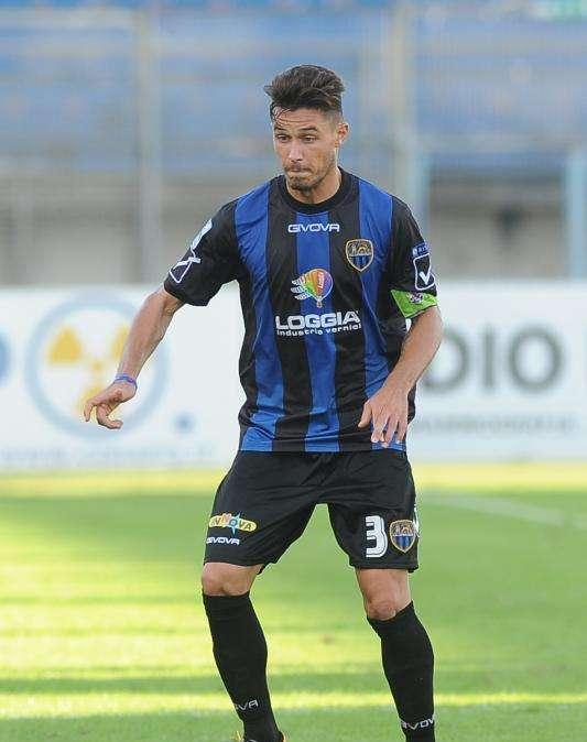 Latina, il tuo capitano piace ad una neopromossa in Serie B 