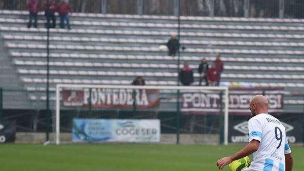 Arezzo, Polvani: "Anche a -5 convinto vittoria. Trattativa lampo per rinnovo"