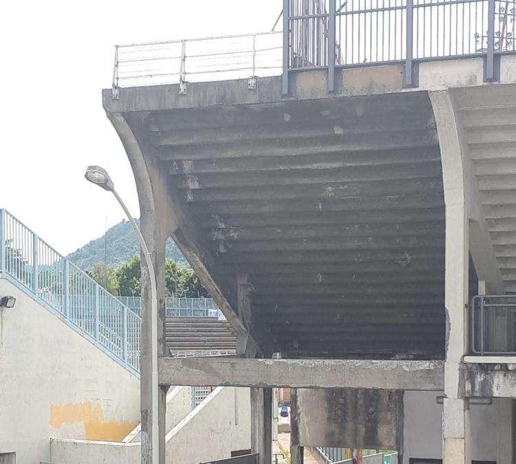 Como, lo stadio e un articolo tutto al contrario 