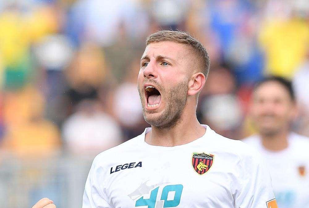 Casertana-Cerignola, Carretta e Volpe dal 1'. Le formazioni ufficiali