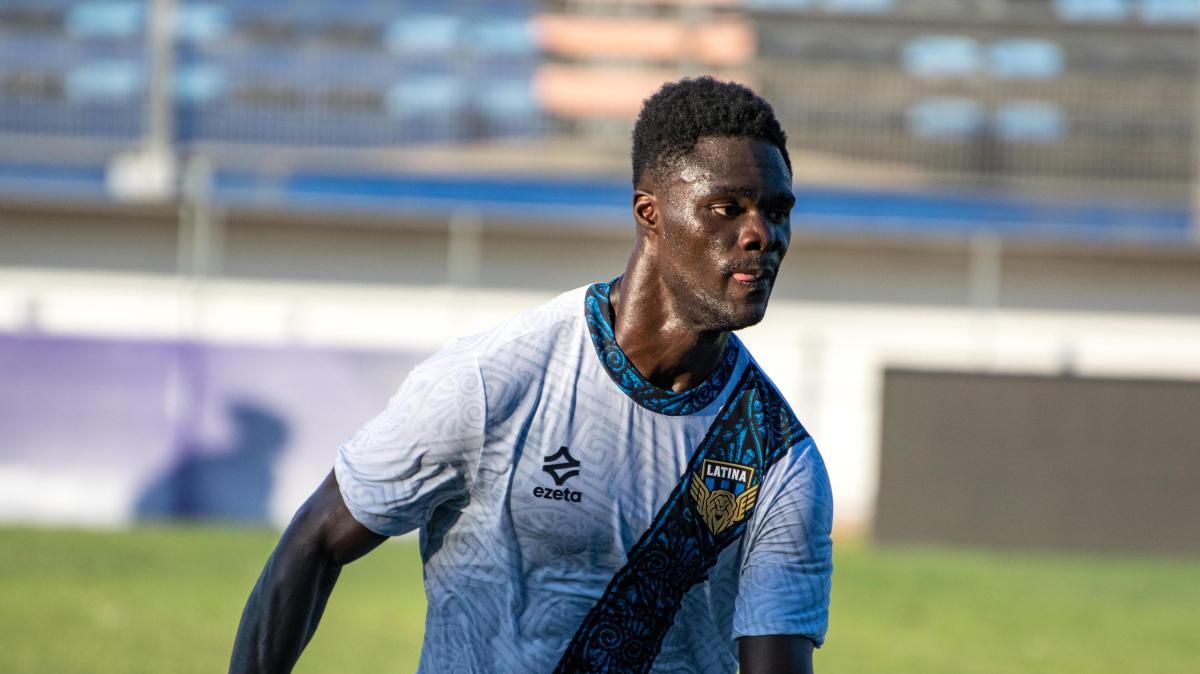 Renate, interesse per l'attaccante Ekuban del Latina