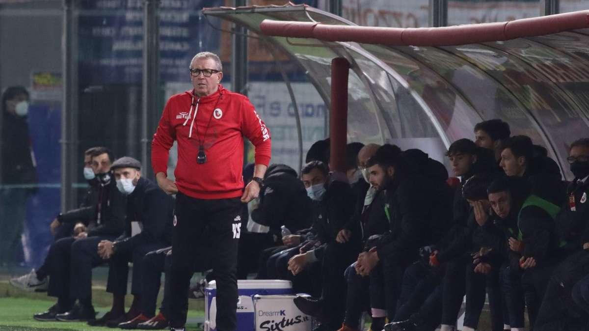Turris, Fabiano: "Grandissimo primo tempo, occasioni da ambo le parti"