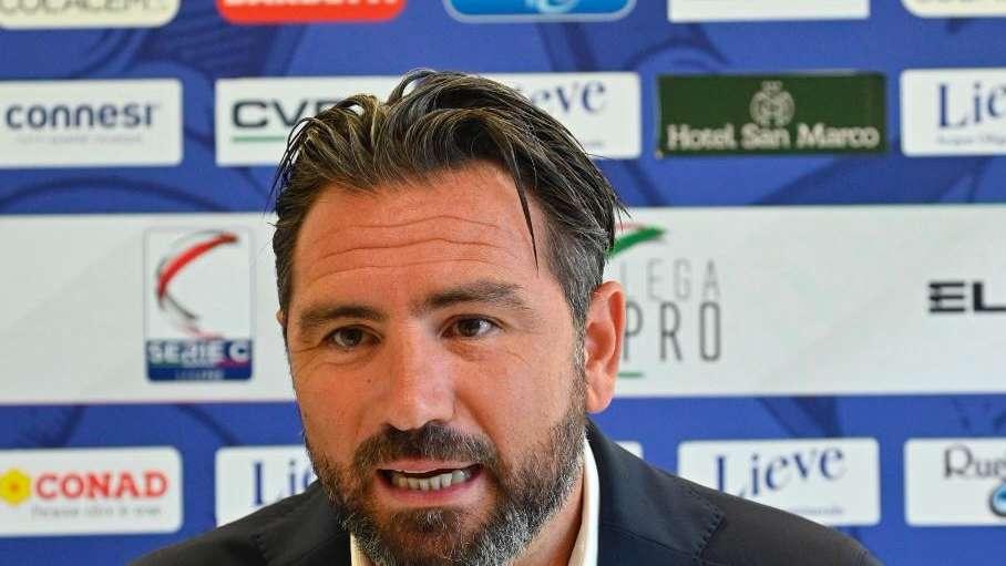 Ds Campobasso: "Cerchiamo chi salta uomo e buon regista. Di Nardo resta"