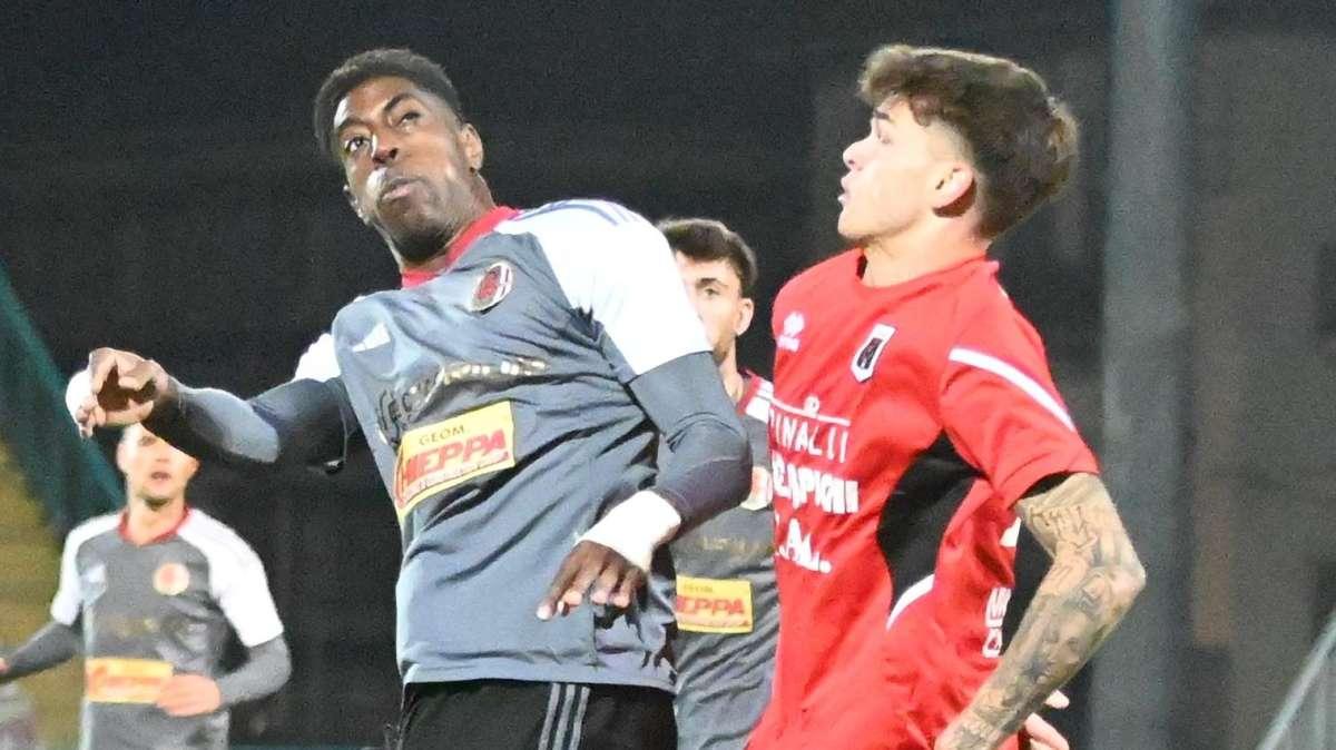 Foggia, la gioia di Silvestro: "Emozione unica far gol in uno stadio così"