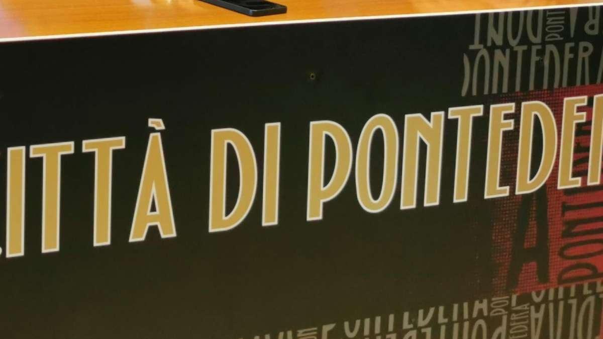 Pontedera, Andrea Salvadori in prestito al Poggibonsi