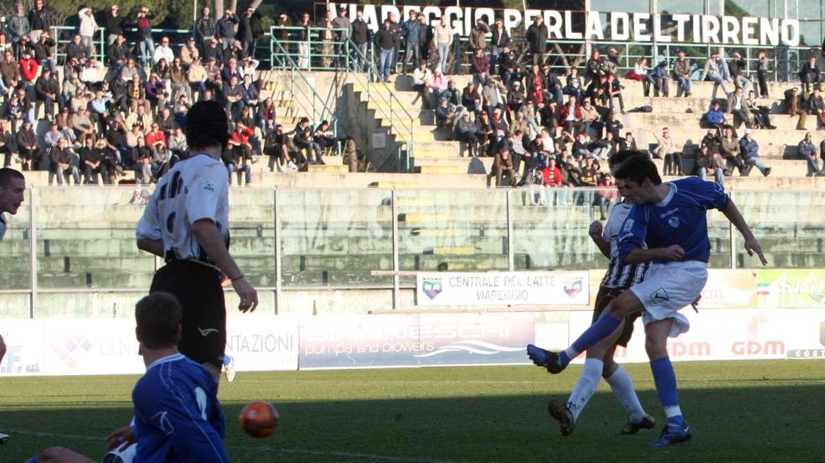 Viareggio-Foggia, l'anticipo di Carnevale che promette scintille