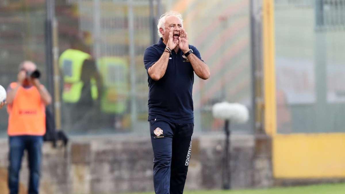 Padova, Mandorlini: "Ci aspettano tre gare decisive. Vogliamo la B" 