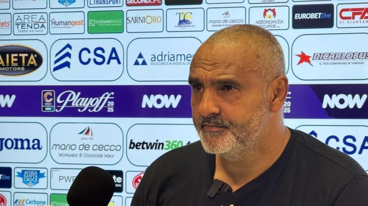 Ternana, Liverani: "Complimenti al Pescara ma la sconfitta è ingiusta"