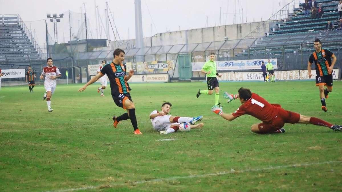 NOTIZIA TC - Teramo, via Celentano mentre arriva Bellucci dal Sassuolo
