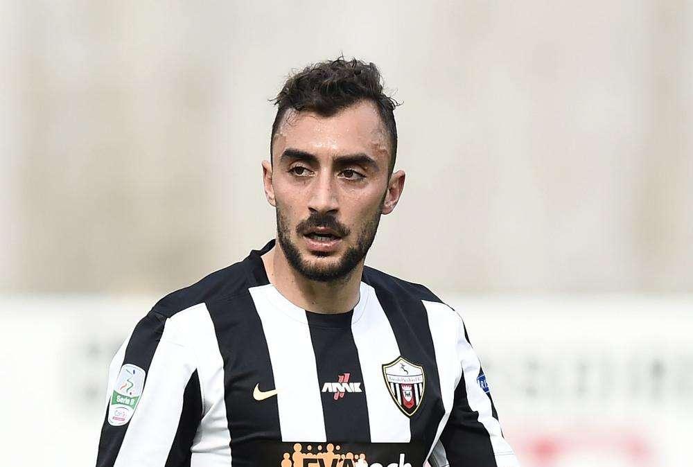 Monopoli, per il centrocampo piace Tommaso Bianchi del Novara