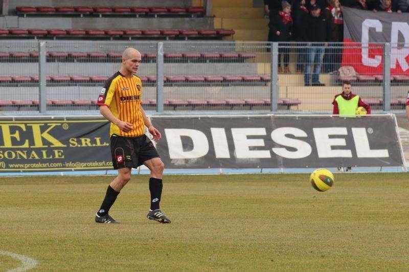 Padova-Bassano: lotta per un difensore