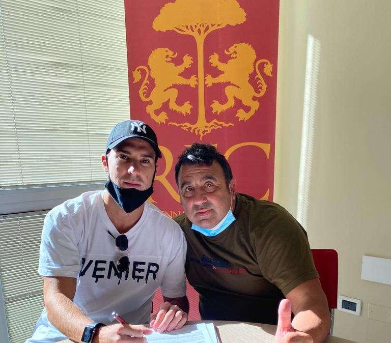 FOTONOTIZIA - Ravenna, la firma di Lorenzo De Grazia