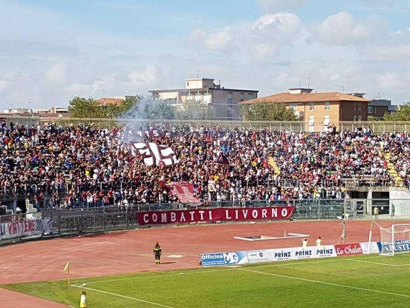 Livorno, è in arrivo un centrocampista