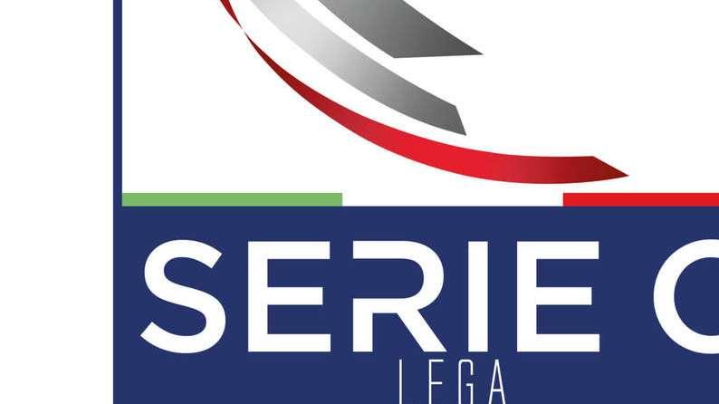 Finali recuperi: blitz di Feralpisalò e Casertana. Reti bianche al Ceravolo