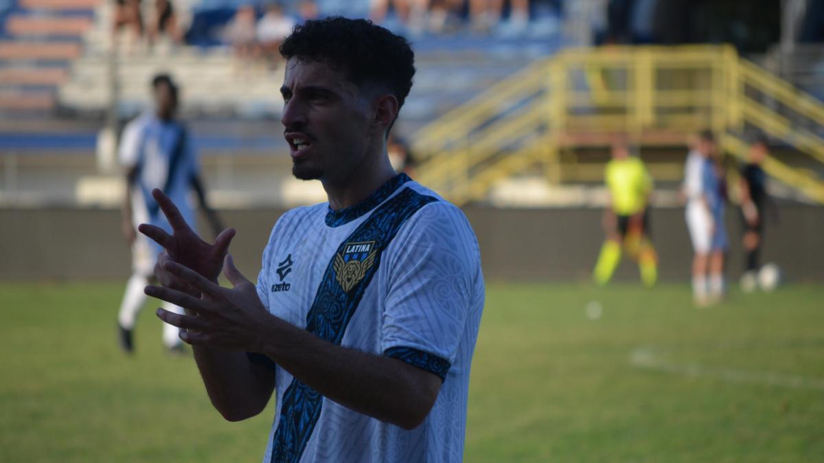 Latina, rinnovo biennale per Emanuel Ercolano: il difensore resta in nerazzurro
