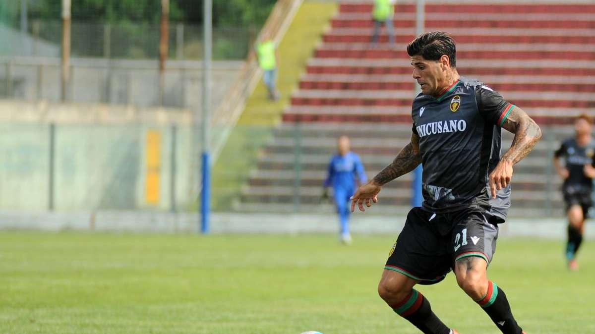 Lotta a due per Torromino: piace a Latina e Taranto