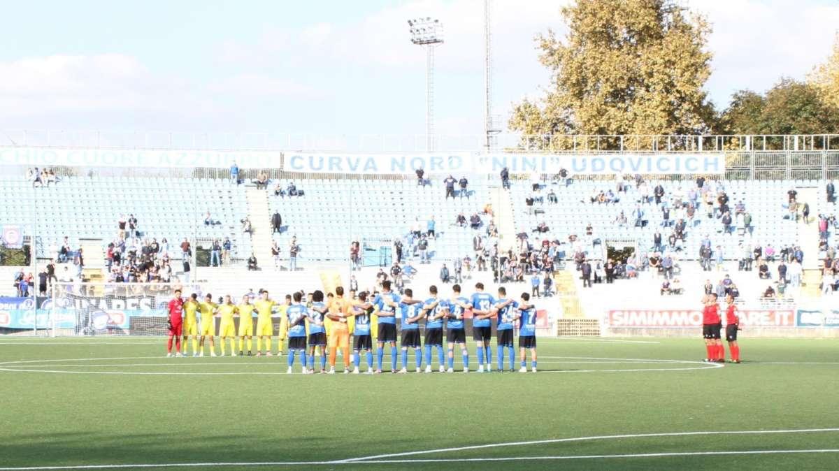 Novara-Renate, Da Graca dal 1'. Le formazioni ufficiali