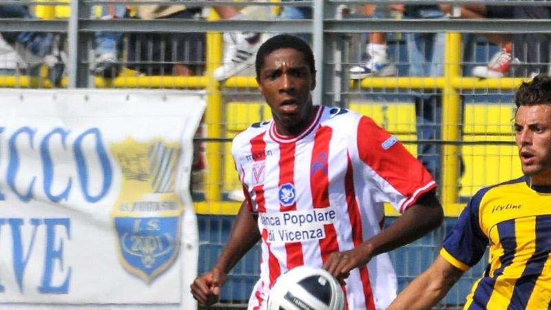 Vicenza, due club esteri su Malonga