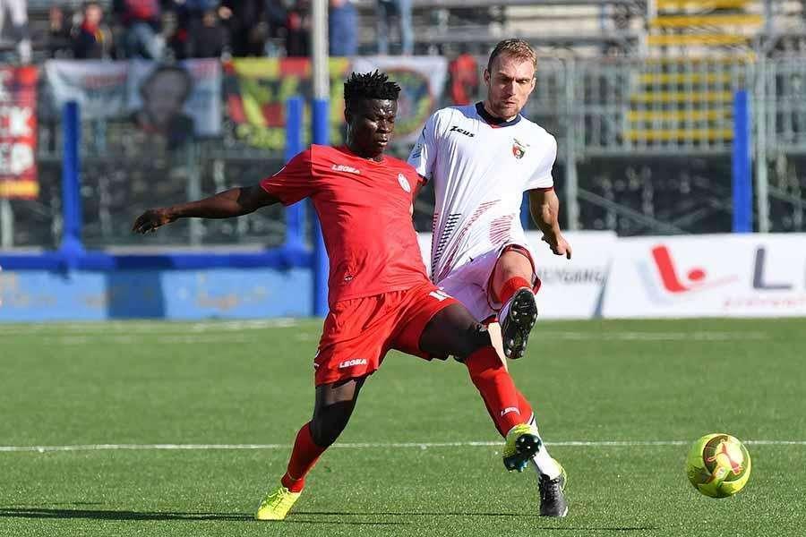 Triestina in pole per Camarà dell'Avellino