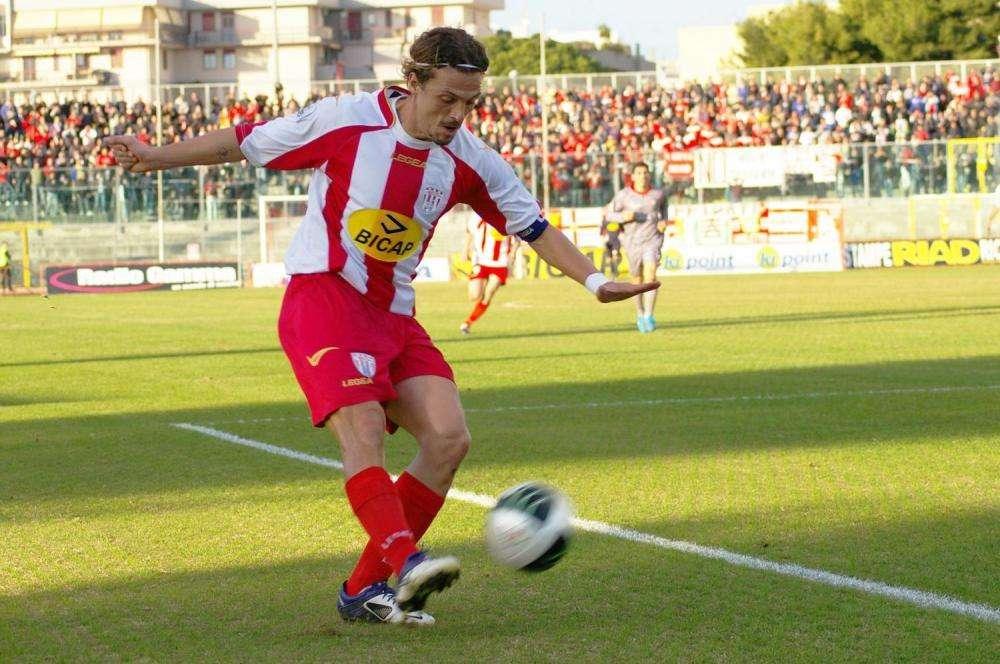 NOTIZIA TC - Robur, Guerri smette col calcio giocato. Entra nello staff