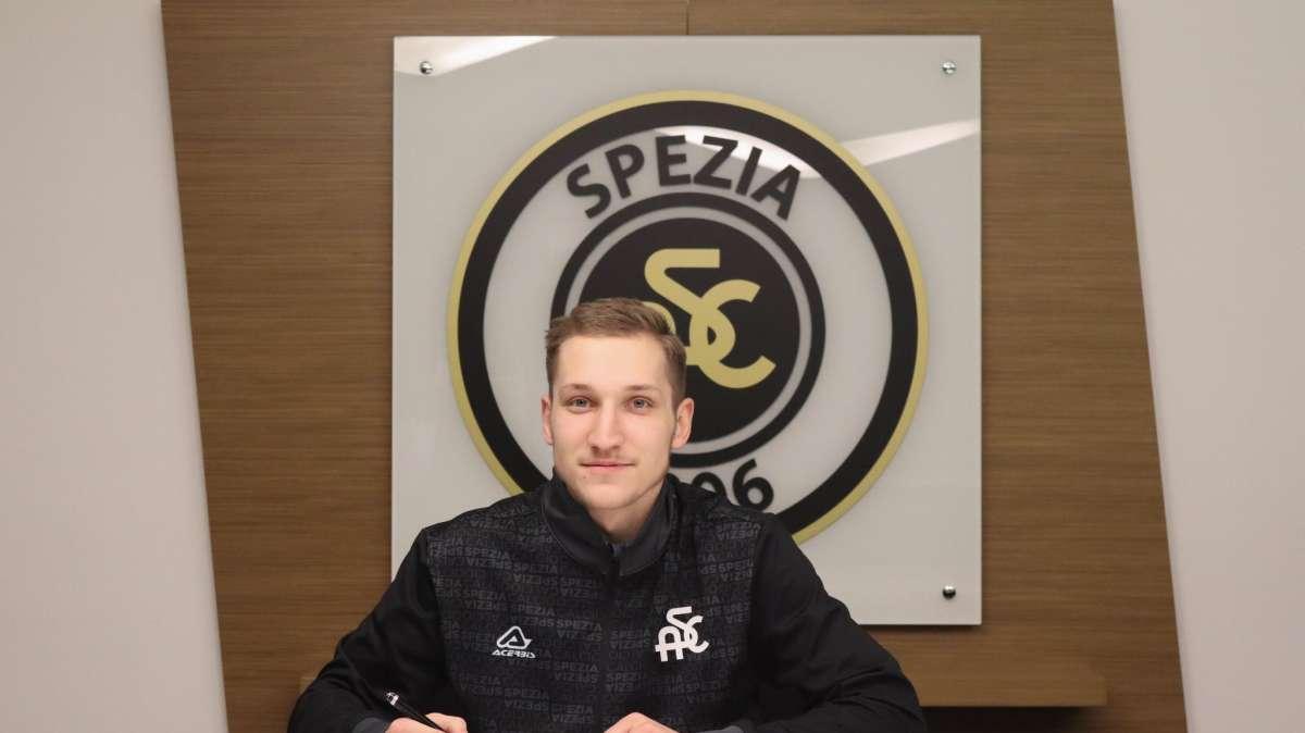 Triestina, saluta Krollis: il calciatore rientra allo Spezia