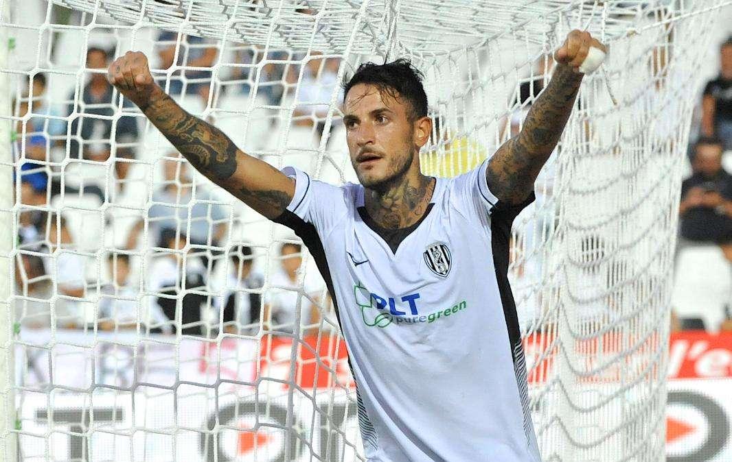 Il Catania fa la spesa in C: accordo vicino per il ritorno di Sarao