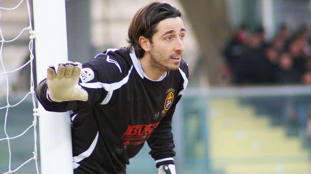 Teramo, il portiere può arrivare da Lanciano