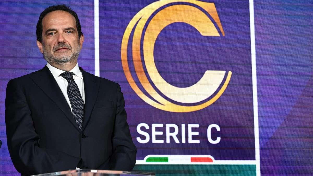 Marani: "Ho invitato i club a non iscriversi se non ce la fanno. Meglio estate calda e inverno tranquillo"
