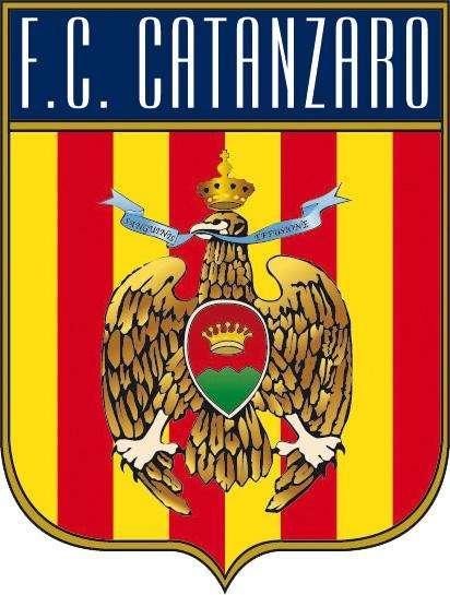 Catanzaro, domenica si gioca a porte aperte