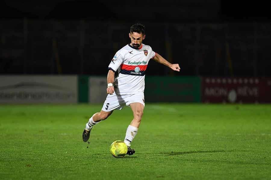 Catanzaro, sondaggio col Cosenza per Idda