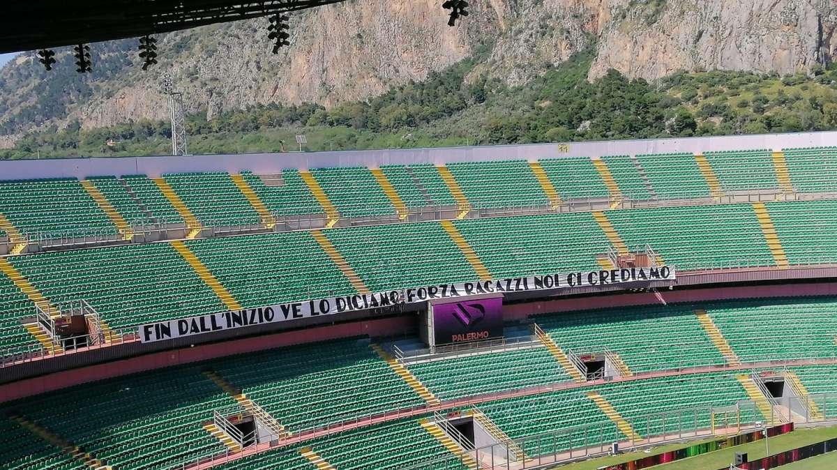 Palermo, via al ritiro: c'è anche un volto nuovo dalla Roma