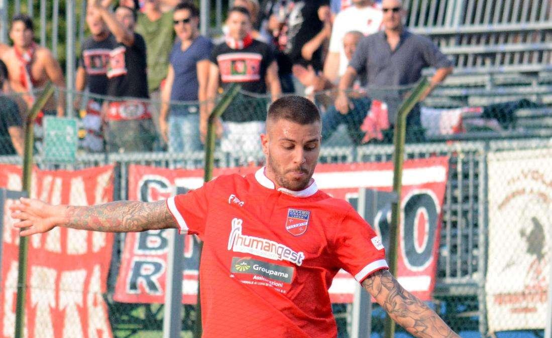 Arezzo, lo svincolato Karkalis si allena con gli amaranto
