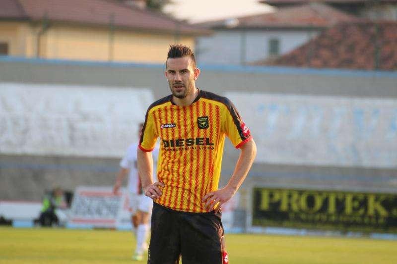 Renate, piace un attaccante del Pordenone