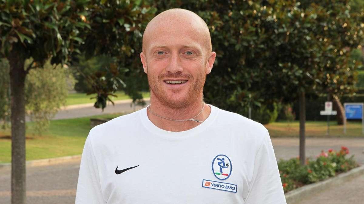 Il centrocampista Mocarelli firma per una nobile decaduta