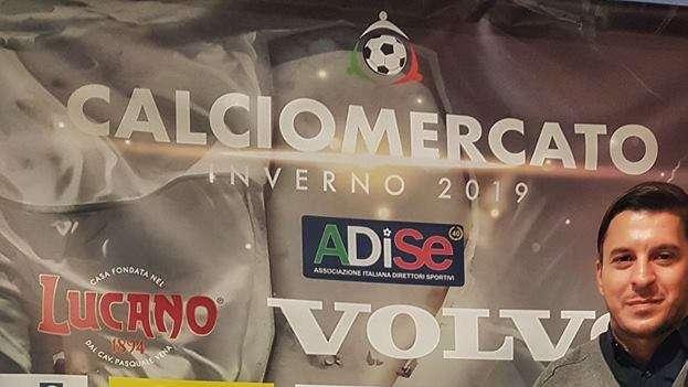 Impressioni di settembre: Catanzaro e Crotone fanno sul serio. Riparte il valzer delle panchine: poca pazienza o scarsa visione?