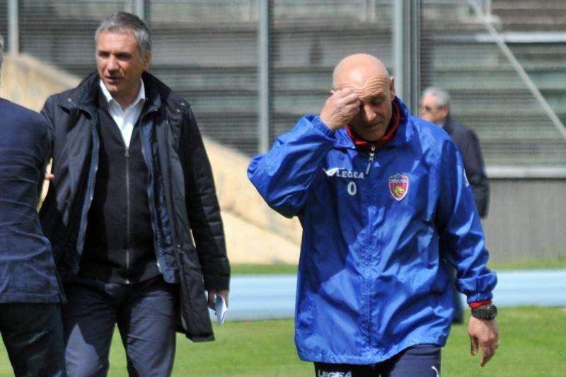 Cosenza, pronti i rinnovi per diesse e mister