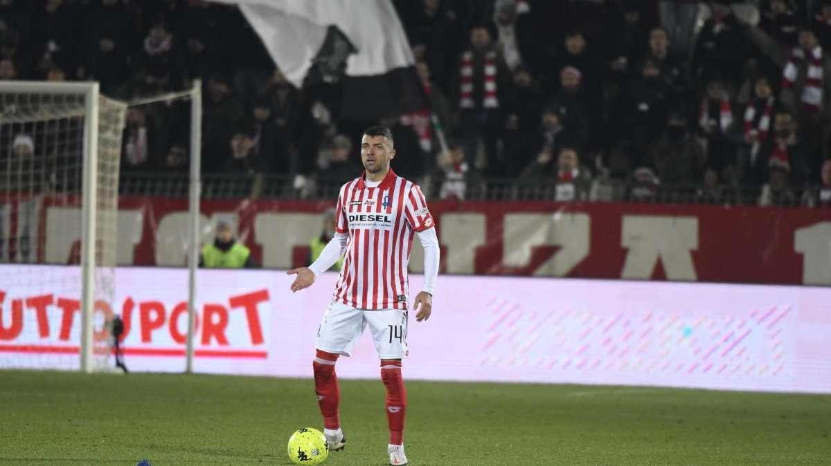 Vicenza, strada in salita per il passaggio di Padella alla V. Entella