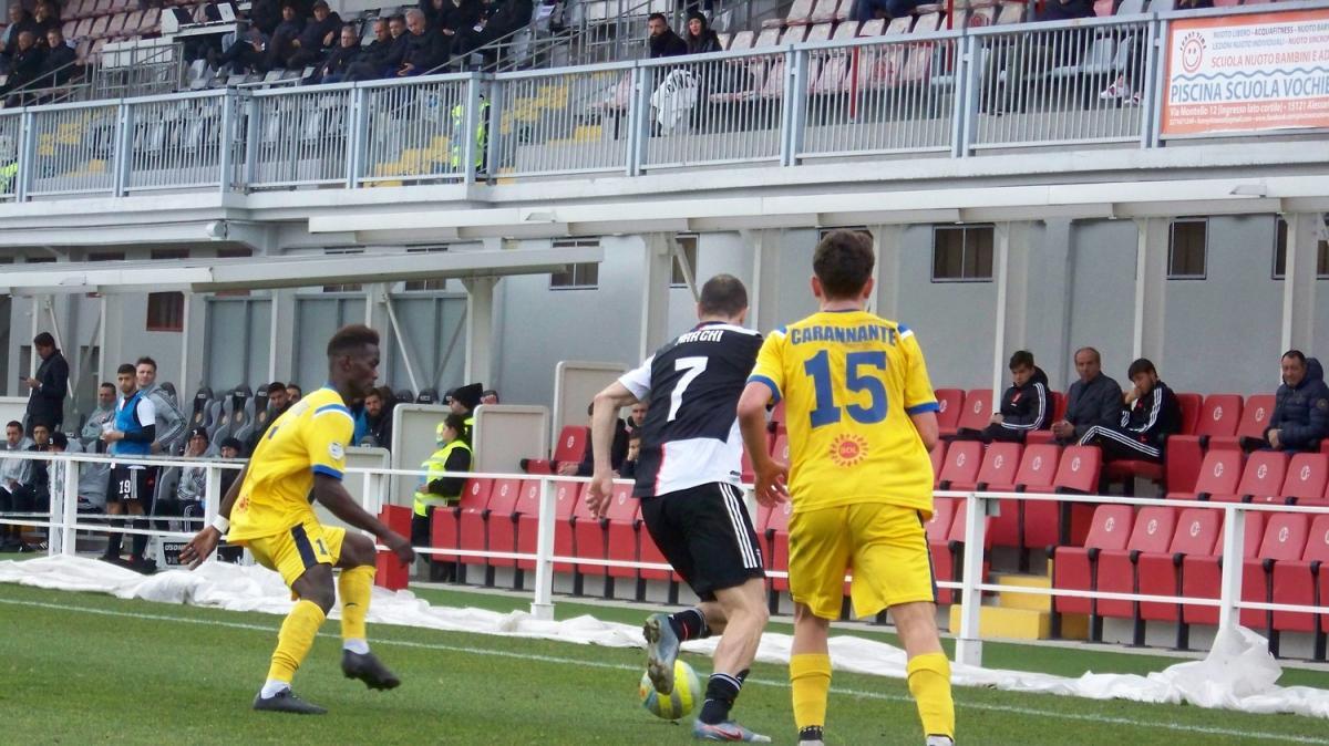 NOTIZIA TC - Legnago, Carannante piace ad Imolese, Foggia e Grosseto