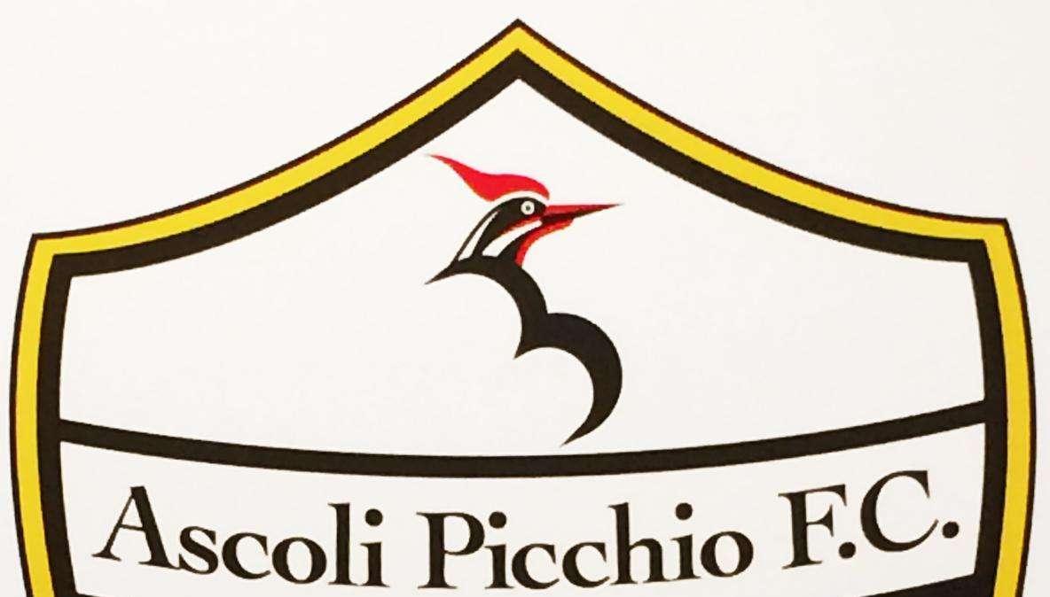 Ascoli, il dg Lovato: "Botti di mercato? Solo innesti di qualità. E su Caponi..."