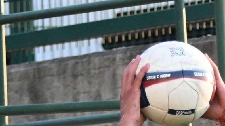 Crotone beffa Benevento, Cerignola fa suo derby Foggia e si porta a -2