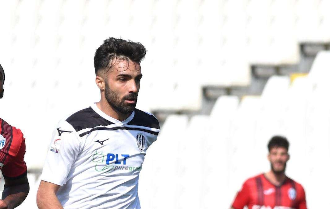 Padova, rinforzo per l'attacco: l'ex Catania Simone Russini