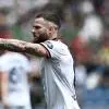 Nandez torna in Sardegna e ritrova l'affetto dei tifosi