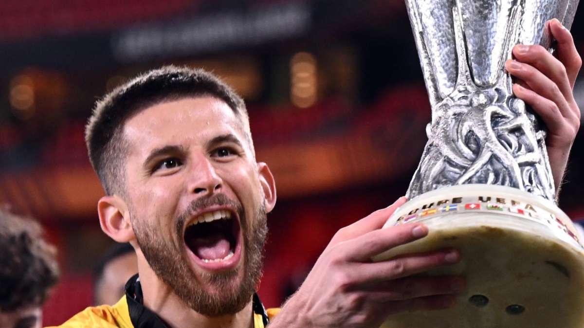 Vicario miglior portiere dell'Europa League: la Top 11 stilata dalla UEFA