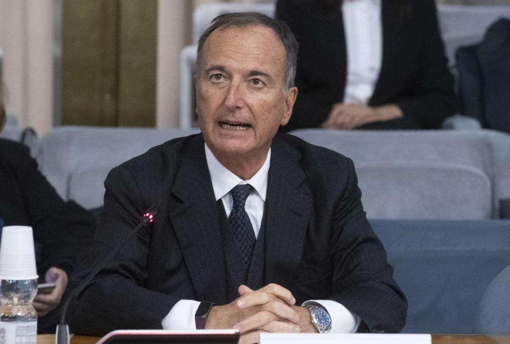 Calcio, Frattini: "Con il Covid molti club nelle mani della mafia"