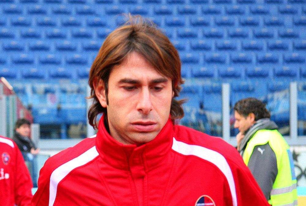 Conti: "Non mi muovo da Cagliari"